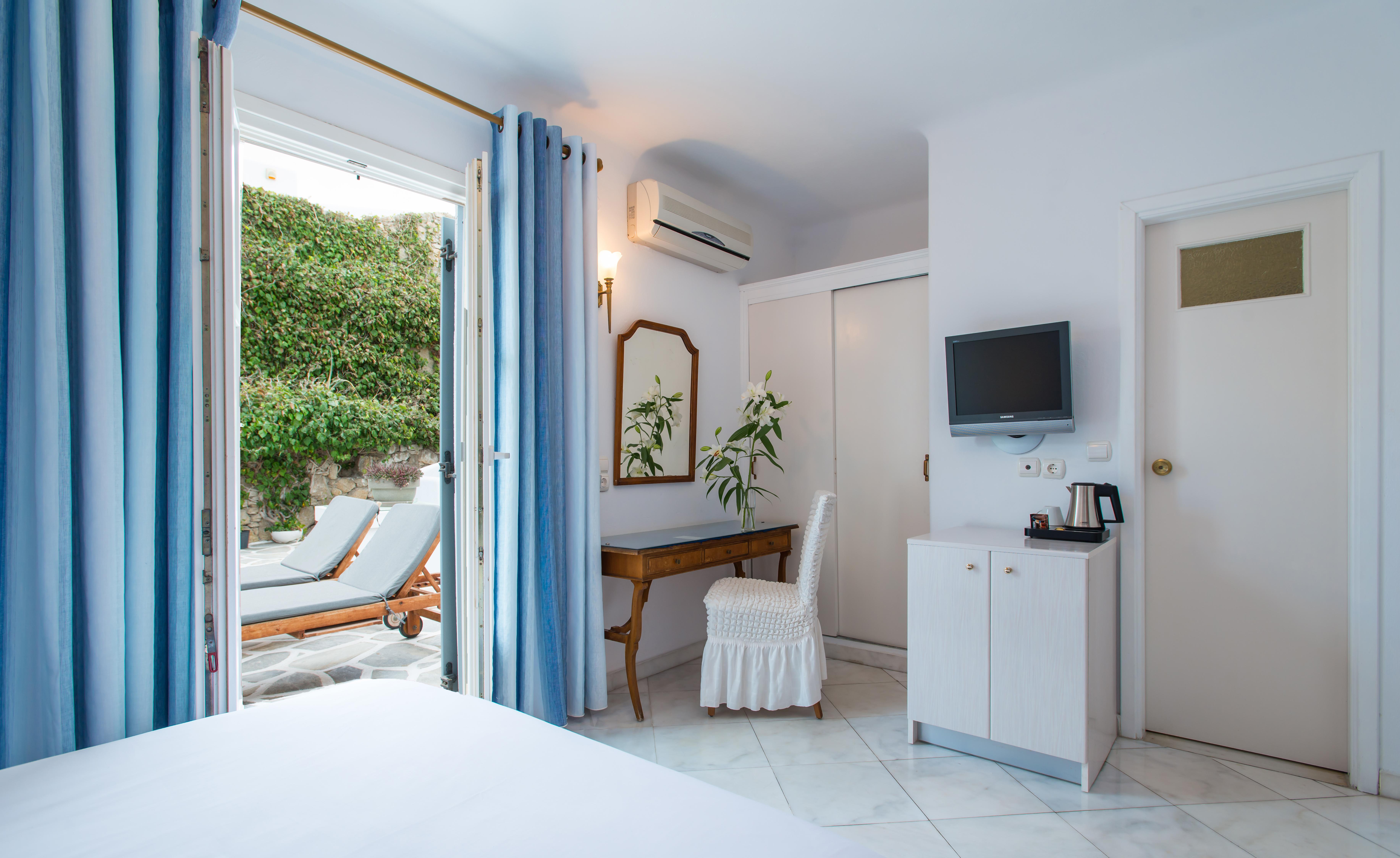 Hotel Adonis Mykonos Town Екстериор снимка