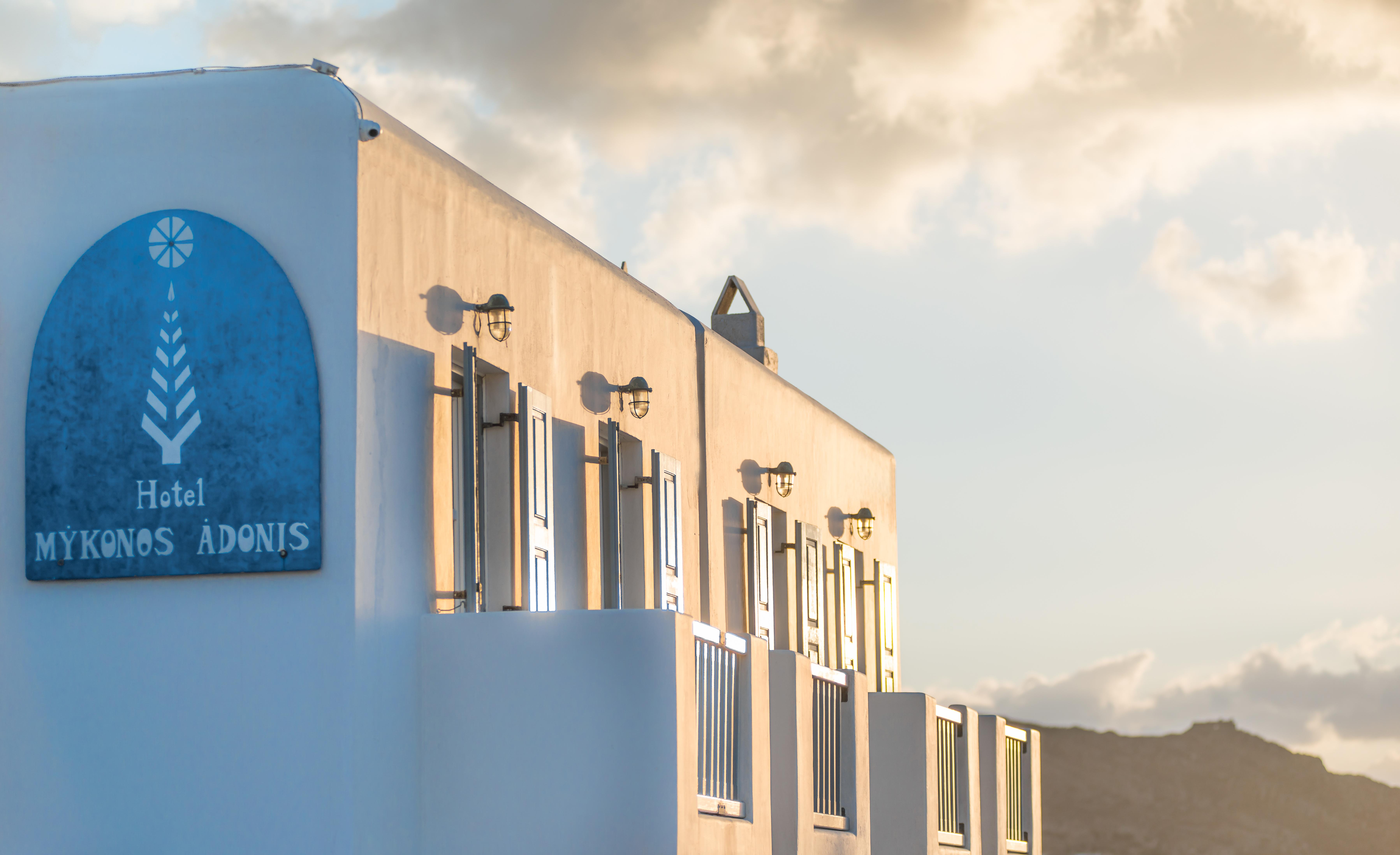 Hotel Adonis Mykonos Town Екстериор снимка
